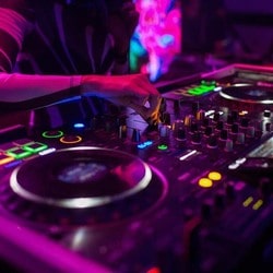 Nonstop Vinahouse Cực Mạnh Dân Chơi Xóm